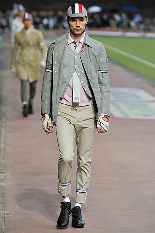 Moncler Gamme Bleu / - 2011